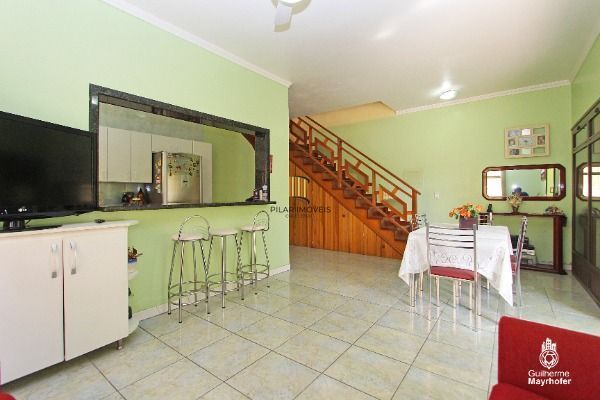 Casa para Venda - 229.6m², 3 dormitórios, sendo 1 suites, 4 vagas - Cavalhada