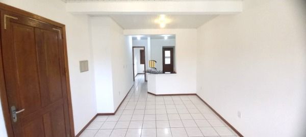 Casa 3 dormitórios no bairro Hípica