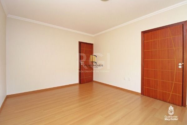 Casa Condominio para Venda - 254.32m², 3 dormitórios, sendo 3 suites, 2 vagas - Pedra Redonda