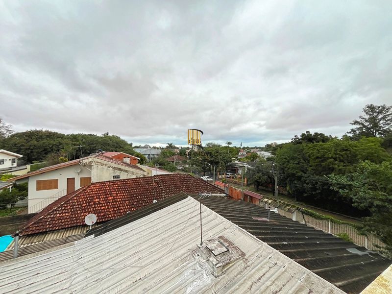Casa 3 dormitórios no bairro Ipanema