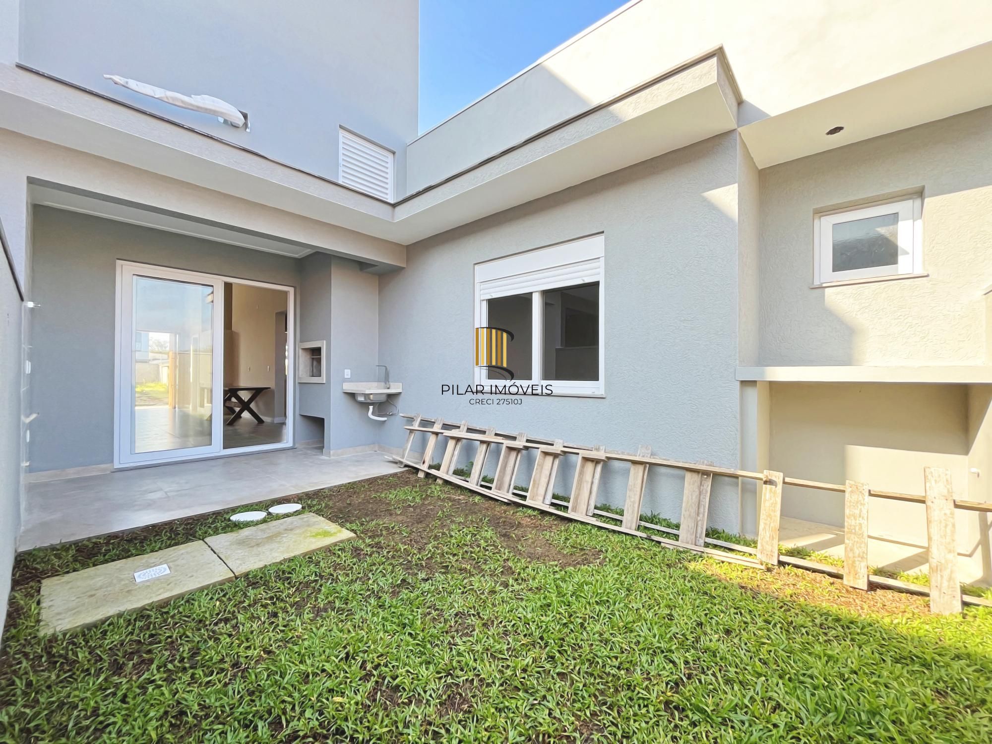 Casa Condominio em Porto Alegre, no bairro Hípica, com 3 dormitório(s), e 3 banheiros, à venda.