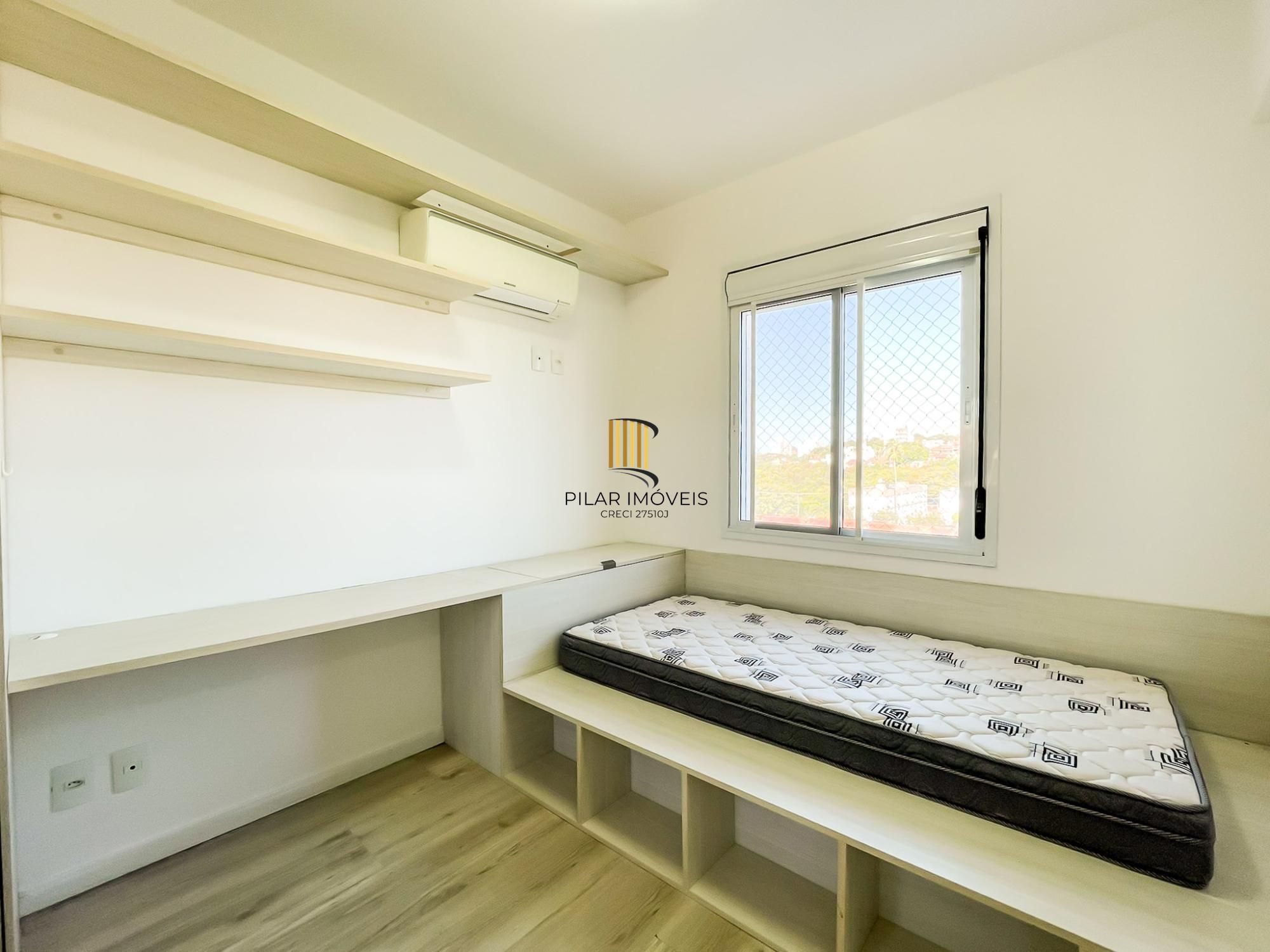 Apartamento de 2 dormitórios no Cristal