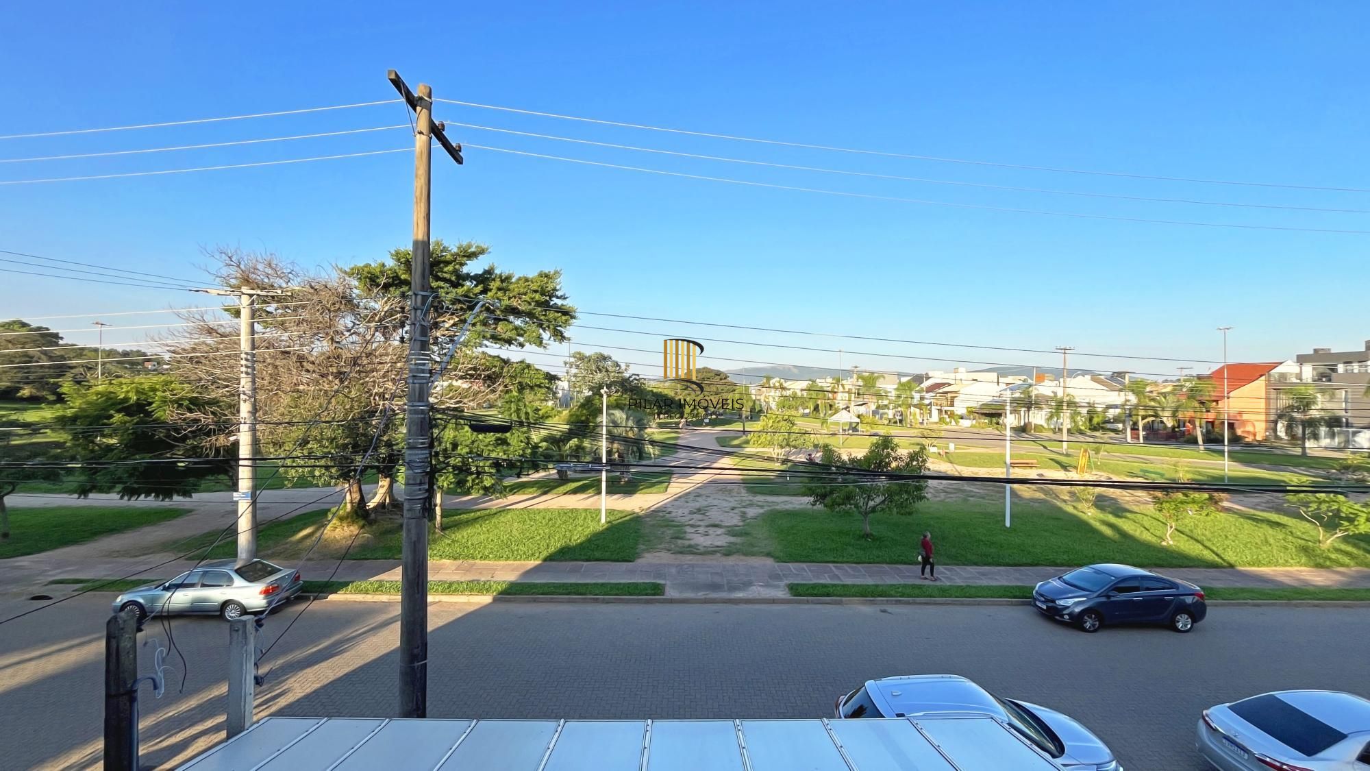 Casa à venda com 174m², 3 dormitórios, 3 suítes, 2 vagas, no bairro Hípica em Porto Alegre