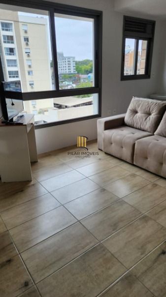 Studio em Porto Alegre, no bairro Tristeza, com 1 dormitório(s), e 1 banheiros, à venda.