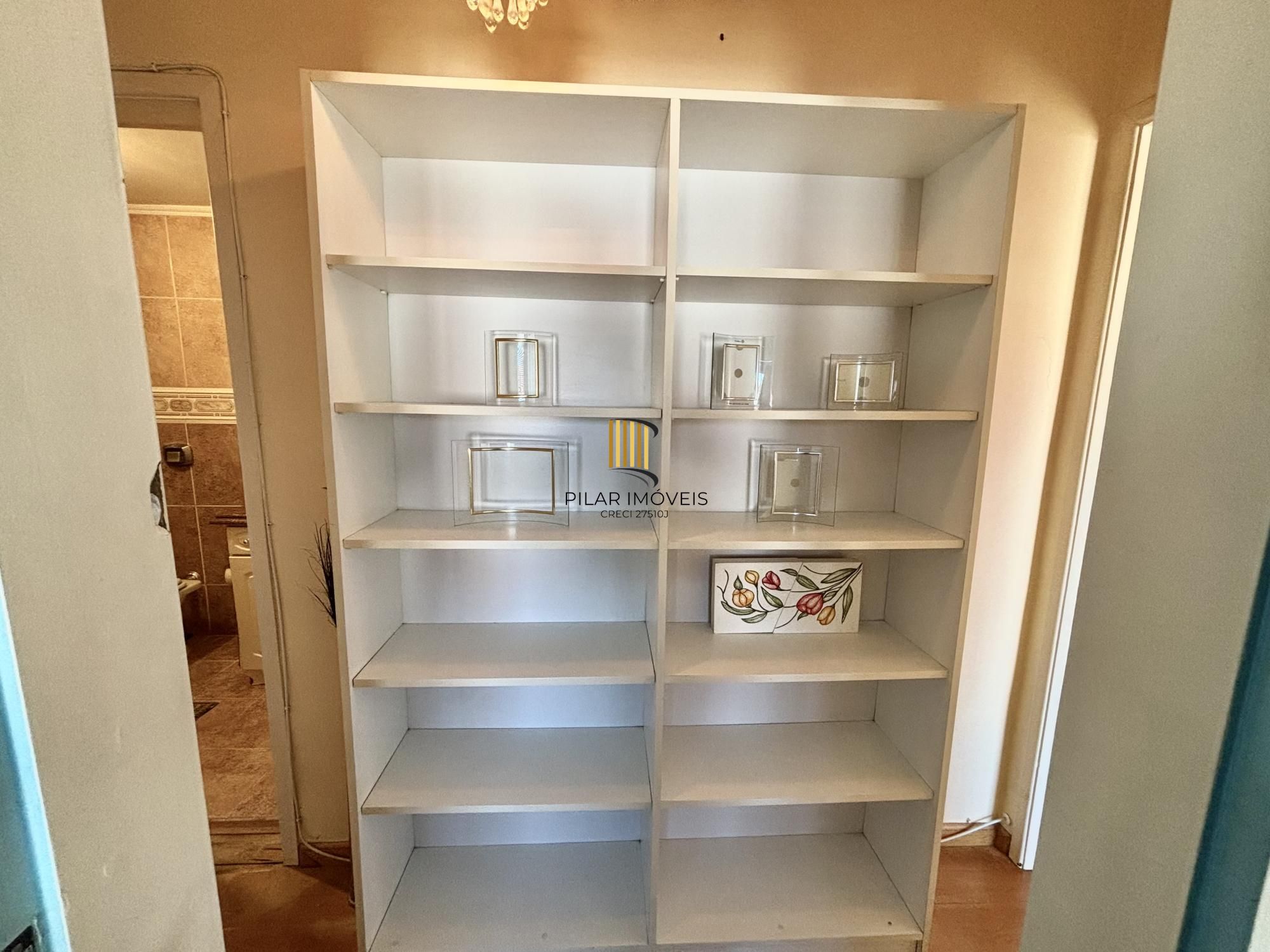 Apartamento 100% mobiliado,2 dormitórios, vaga rotativa, barra shopping, 63m²