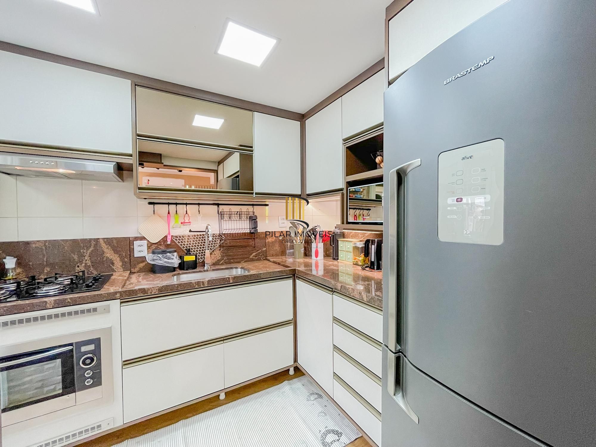 Sobrado Alto Padrão 3 dormitórios 4 vagas garagem, no Lagos de Nova Ipanema