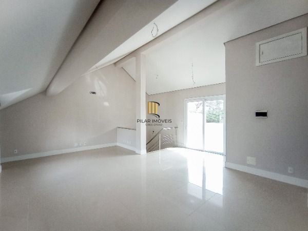 Casa para Venda - 253m², 3 dormitórios, sendo 3 suites, 2 vagas - Vila Assunção