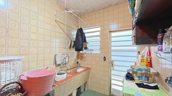 Casa para Venda - 320m², 5 dormitórios, sendo 3 suites, 8 vagas - Ipanema