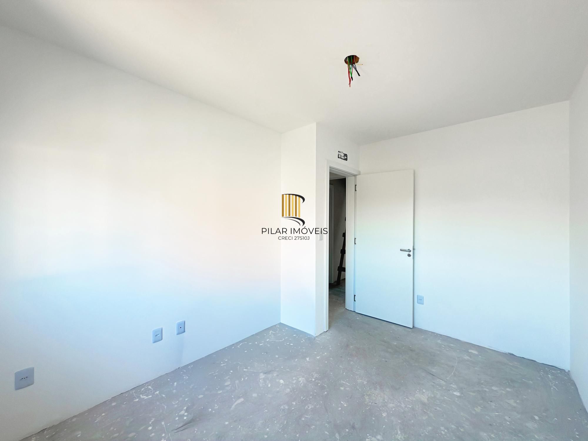 Casa de Condomínio 3 dormitórios no bairro Hípica