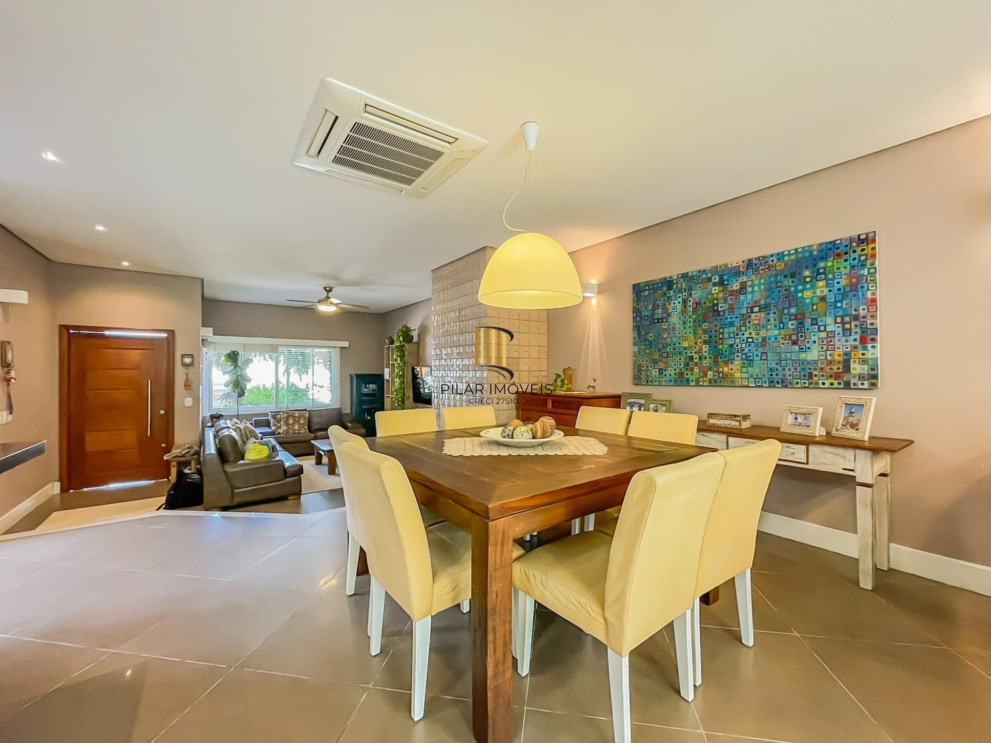 Linda e aconchegante casa em condomínio no Lagos de nova Ipanema