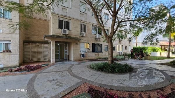 Apartamento em Porto Alegre, no bairro Cavalhada, com 2 dormitório(s), e 2 banheiros, à venda.