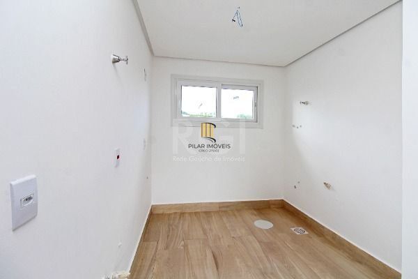 Casa para Venda - 120m², 3 dormitórios, sendo 1 suites, 2 vagas - Hípica