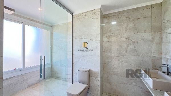 Casa Condominio em Porto Alegre, no bairro Hípica, com 3 dormitório(s), e 3 banheiros, à venda.