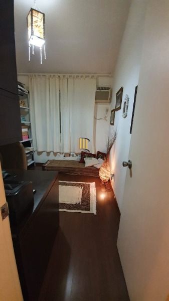 Casa Condominio em Porto Alegre, no bairro Cavalhada, com 2 dormitório(s), e 2 banheiros, à venda.
