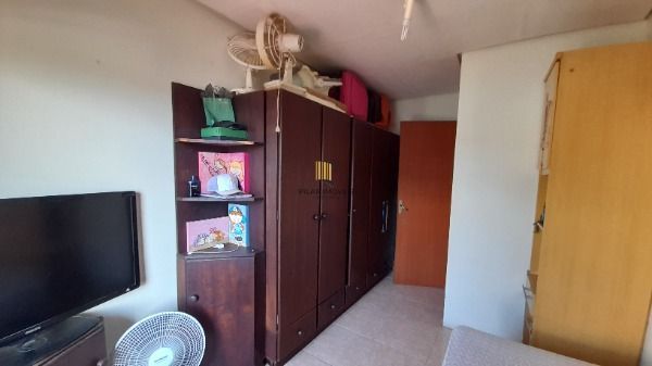 Casa em Porto Alegre, no bairro Hípica, com 3 dormitório(s), à venda.