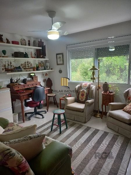 Apartamento em Porto Alegre, no bairro Cavalhada, com 2 dormitório(s), e 2 banheiros, à venda.