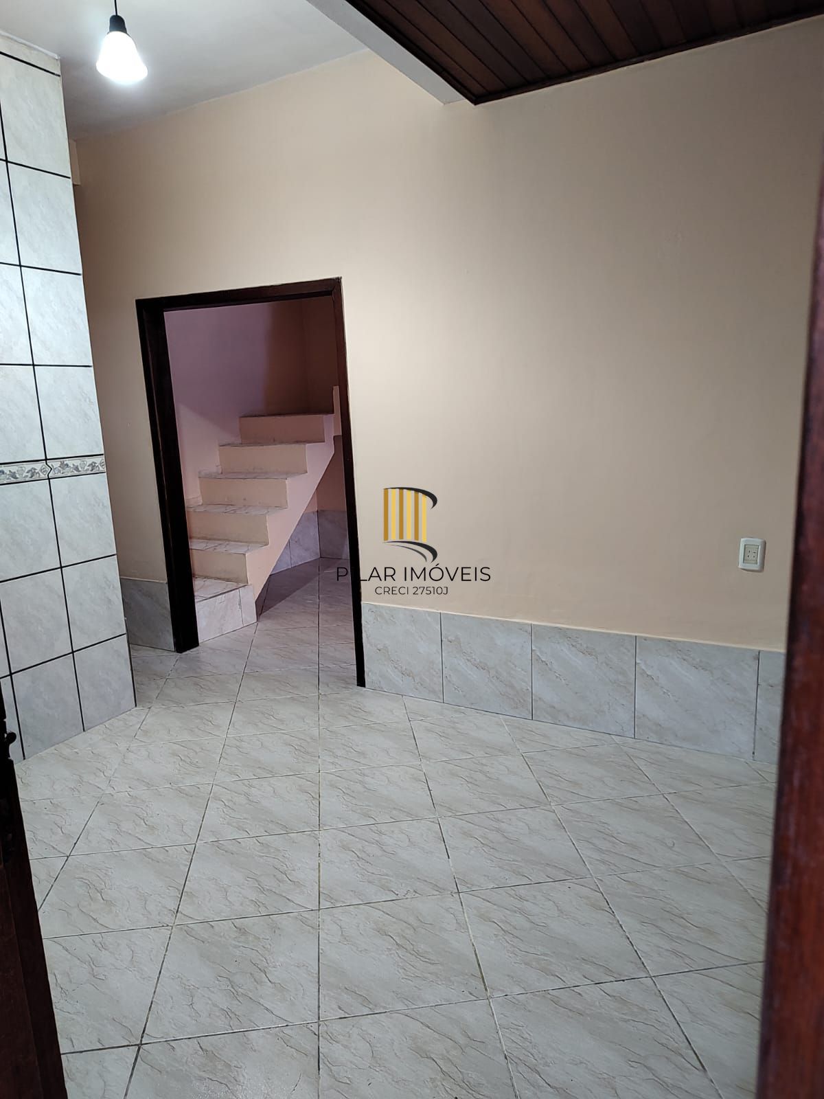 Excelente terreno de esquina com dois prédios (comercial e residencial)