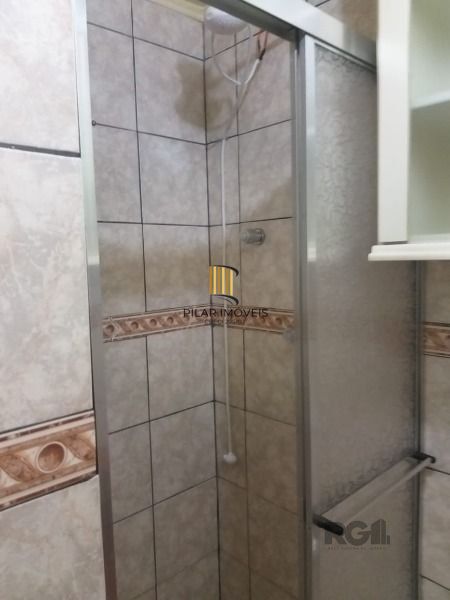 Apartamento JK em Porto Alegre, no bairro Jardim Leopoldina, com 1 dormitório(s), e 1 banheiros, à venda.