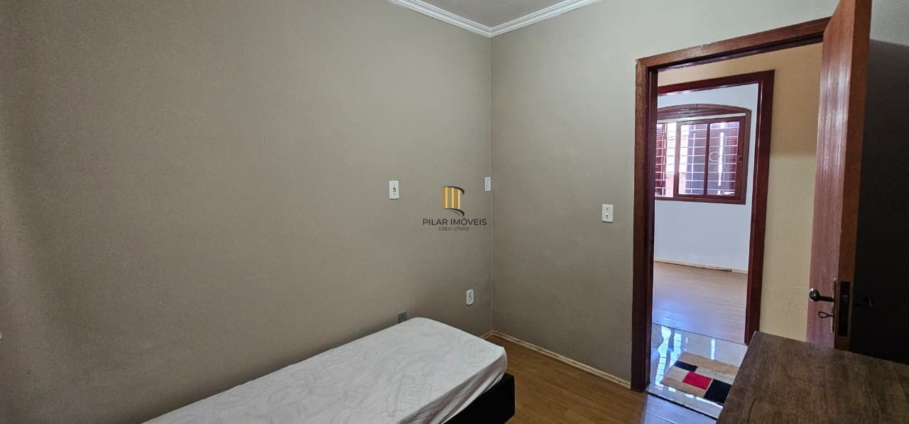 Casa 4 dormitórios no bairro Restinga