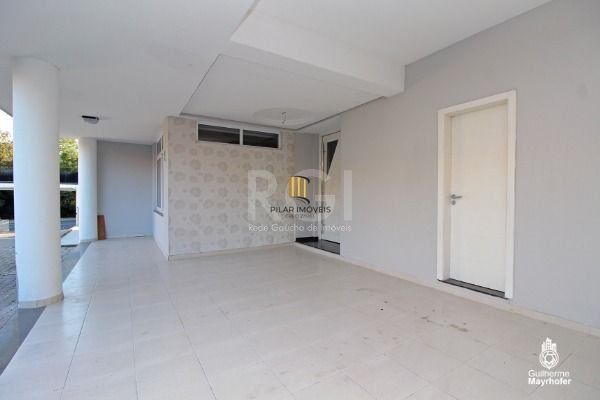Casa Condominio para Venda - 254.32m², 3 dormitórios, sendo 3 suites, 2 vagas - Pedra Redonda