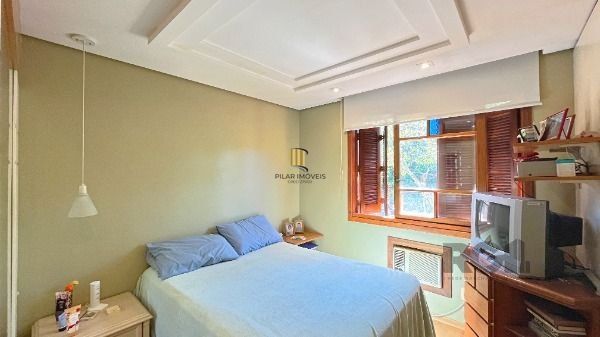 Casa Condominio em Porto Alegre, no bairro Espírito Santo, com 3 dormitório(s), e 3 banheiros, à venda.