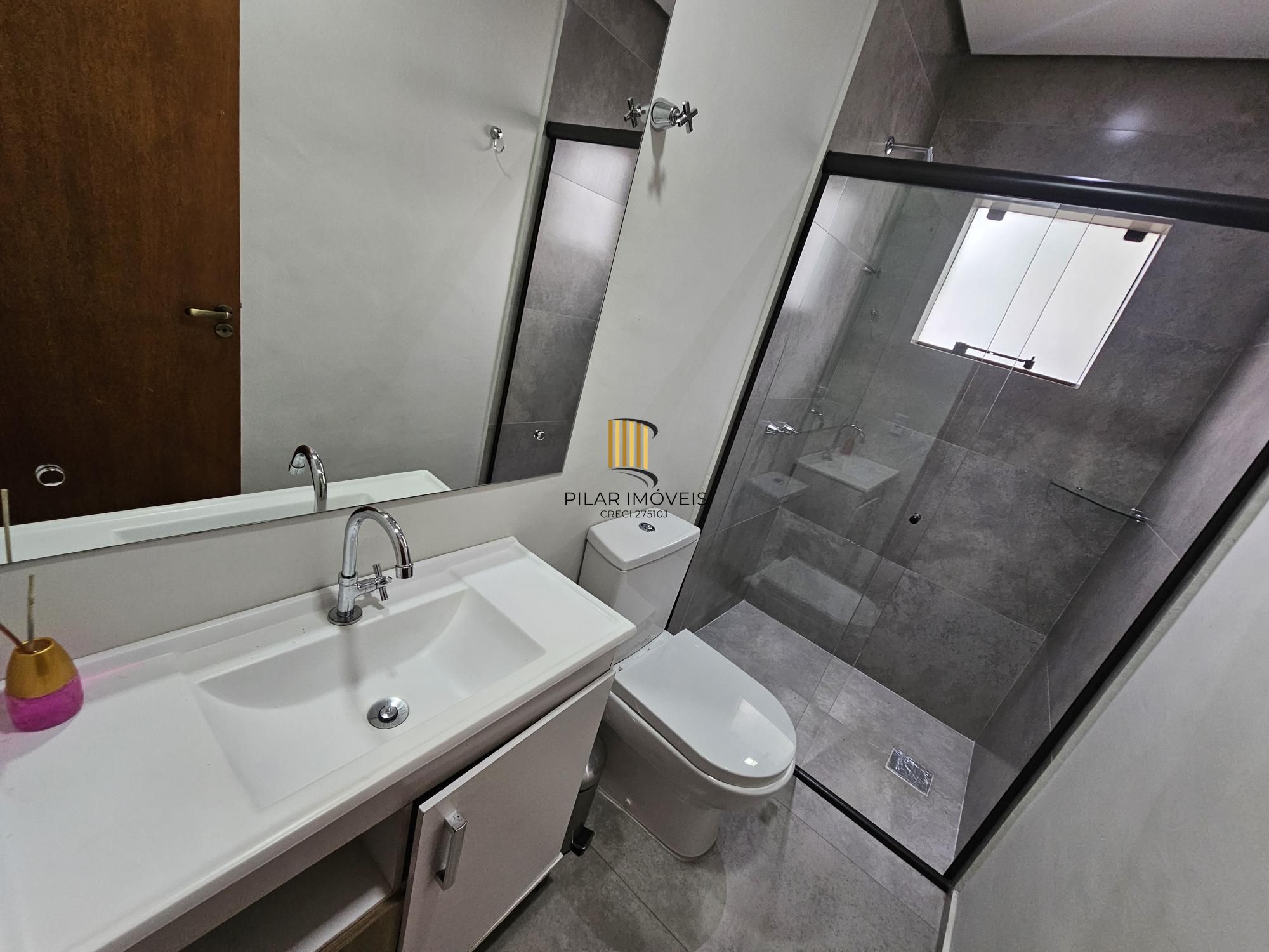 Casa térrea mobiliada 2 suítes com ar condicionado, churrasqueira, lareira  e pátio próximo ao Zaffari da Hípica !