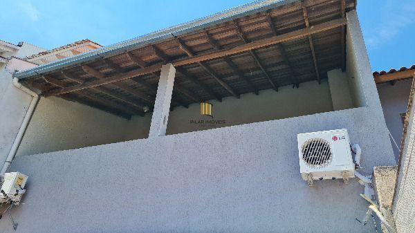 Casa para Venda - 177m², 3 dormitórios, sendo 1 suites, 2 vagas - Hípica