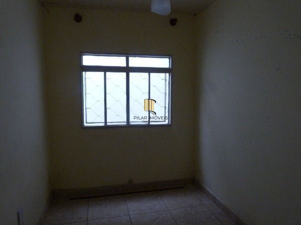 Casa para Venda - 90m², 3 dormitórios, 1 vaga - Restinga