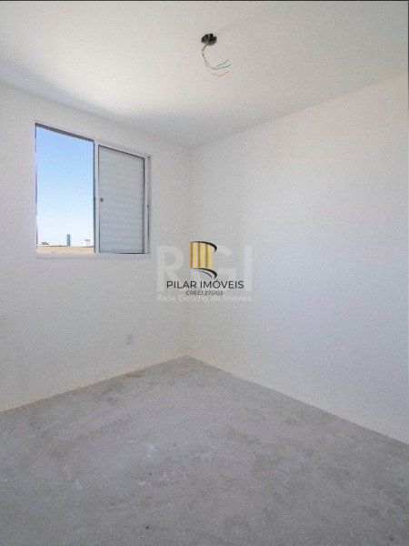 Apartamento para Venda - 43.9m², 2 dormitórios, 1 vaga - Humaitá