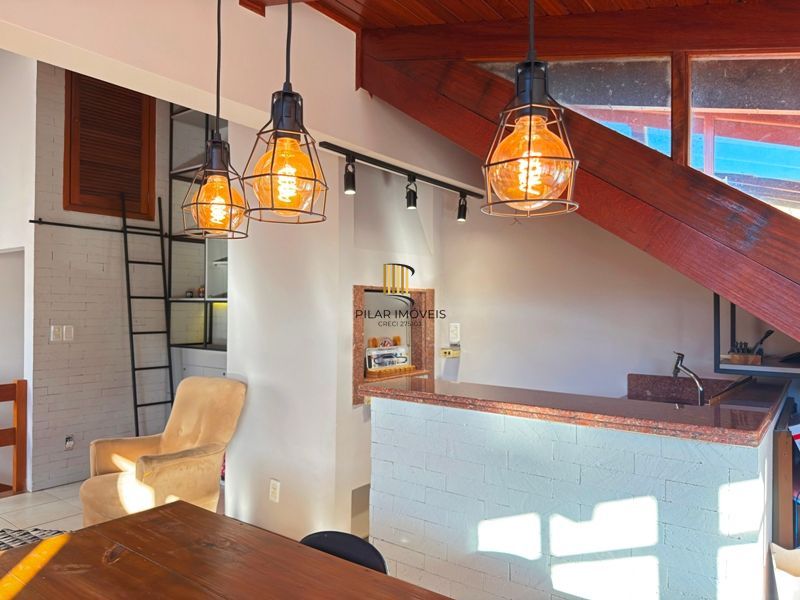 Casa Condominio com 3 dormitórios, sendo 1 suites, 2 vagas - Pedra Redonda