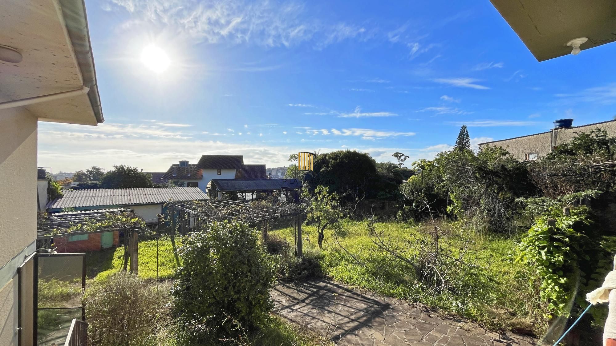 Casa 4 dormitórios no bairro Glória