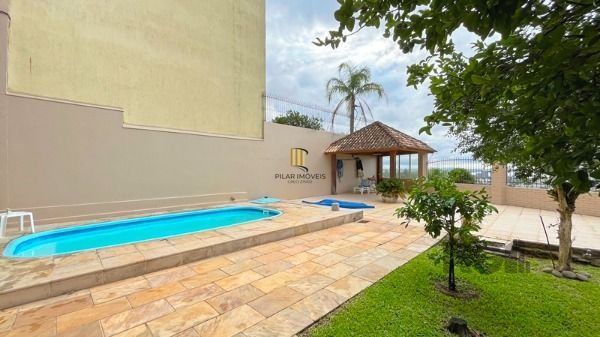 Casa 3 dormitórios no bairro Nonoai