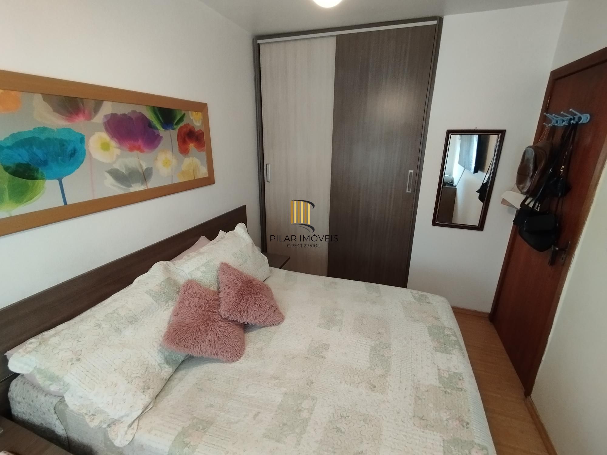 Apartamento 2 dormitórios no bairro Cristal