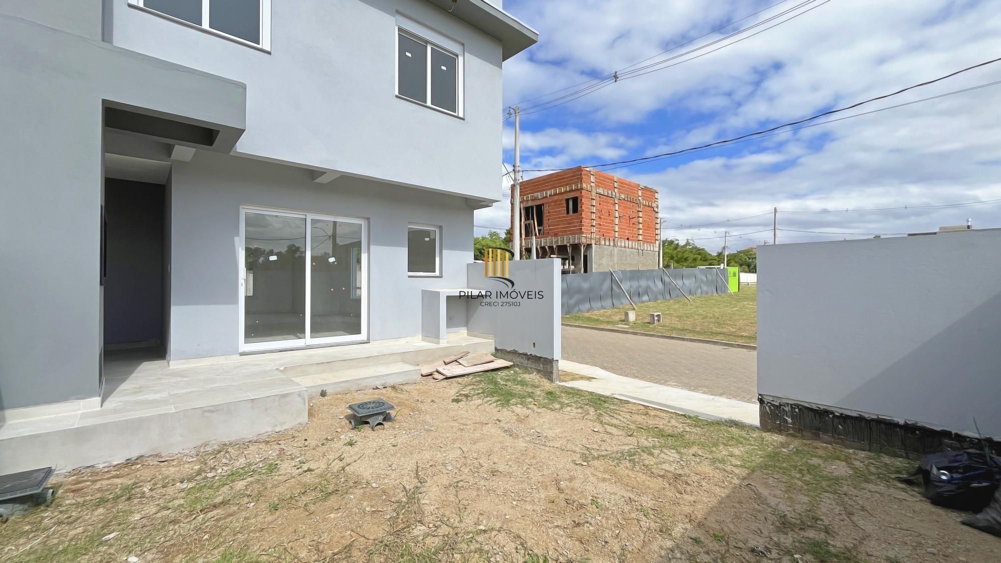 Casa Condominio em Porto Alegre, no bairro Campo Novo, com 3 dormitório(s), e 3 banheiros, à venda.