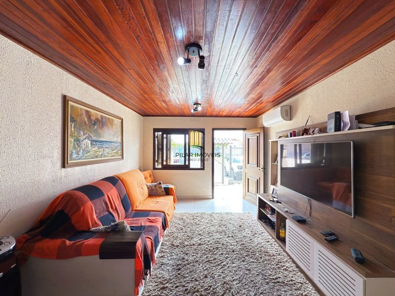 Casa 3 dormitórios no bairro Aberta dos Morros