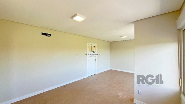 Casa Condominio em Porto Alegre, no bairro Hípica, com 3 dormitório(s), e 3 banheiros, à venda.