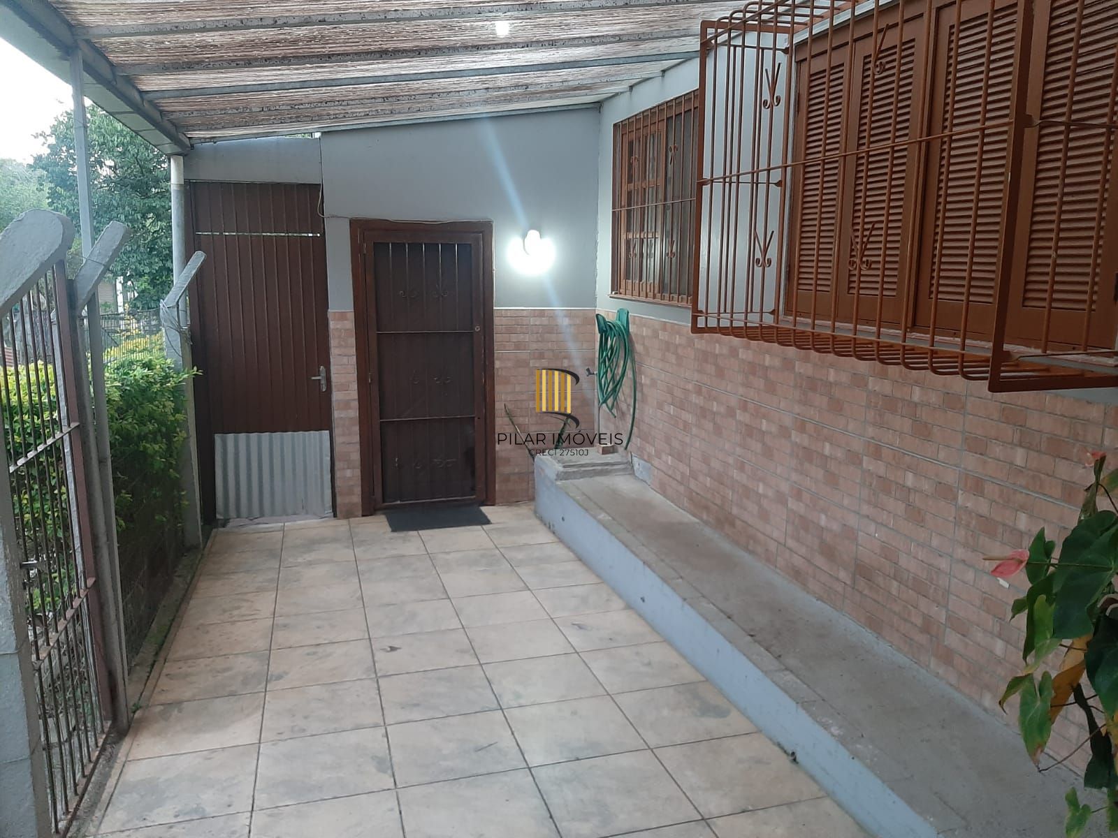 Casa 3 dormitórios no bairro Restinga