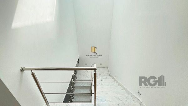 Casa Condominio em Porto Alegre, no bairro Hípica, com 3 dormitório(s), e 3 banheiros, à venda.