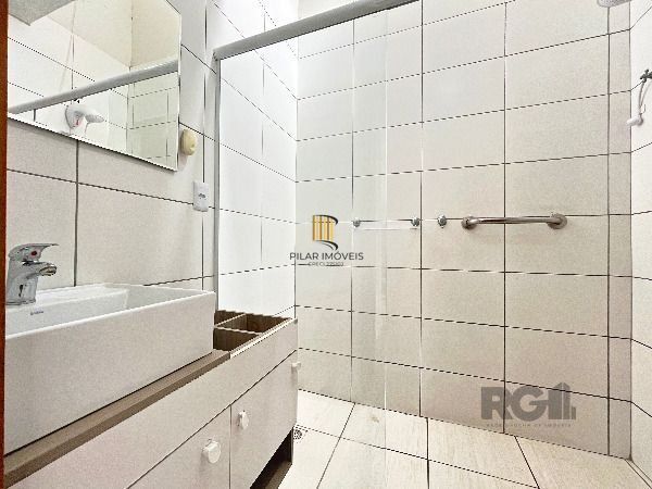 Casa de Condomínio 2 dormitórios no bairro Hípica