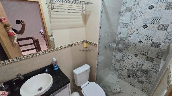 Casa Condominio em Porto Alegre, no bairro Hípica, com 3 dormitório(s), e 3 banheiros, à venda.