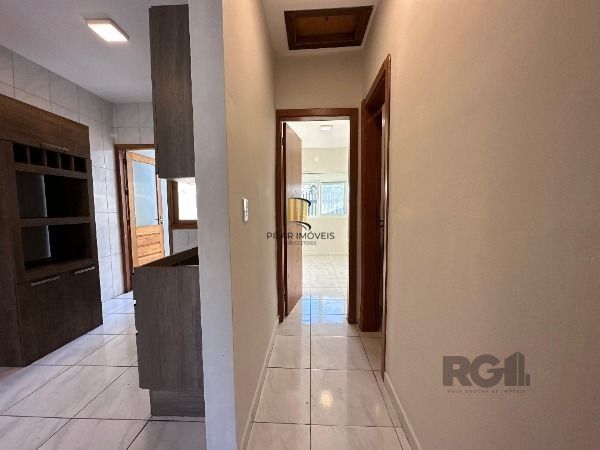 Casa Condominio em Porto Alegre, no bairro Ponta Grossa, com 2 dormitório(s), e 2 banheiros, à venda.