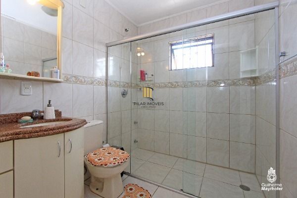 Casa para Venda - 229.6m², 3 dormitórios, sendo 1 suites, 4 vagas - Cavalhada