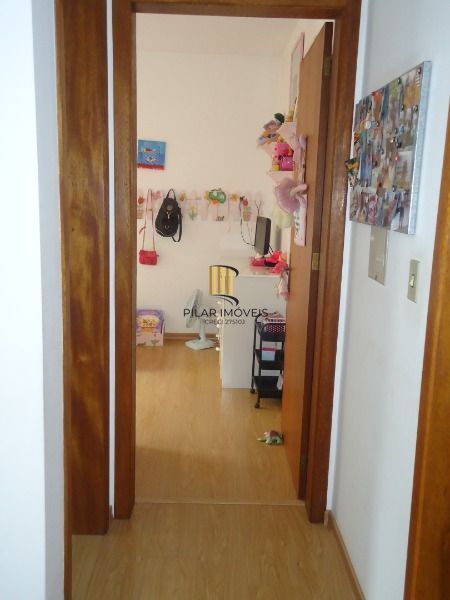 Sobrado para Venda - 158m², 3 dormitórios, sendo 1 suites, 2 vagas - Espirito Santo