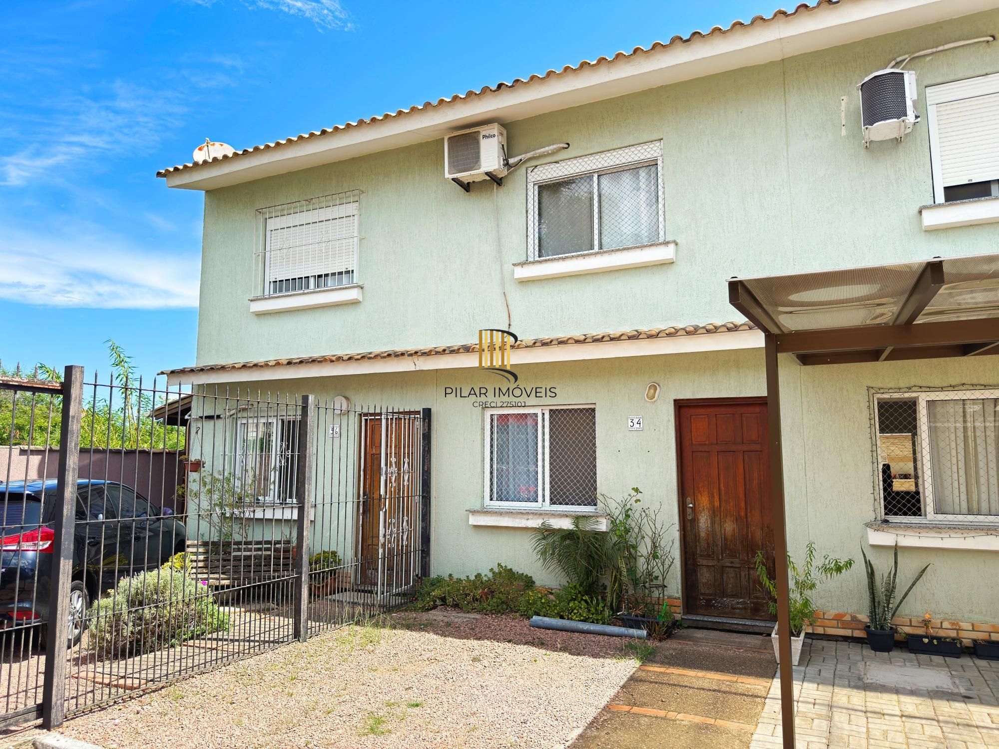 Casa Condominio em Porto Alegre, no bairro Aberta dos Morros, com 2 dormitório(s), e 2 banheiros, à venda.
