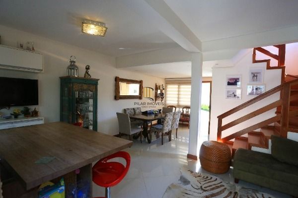 Casa Condominio para Venda - 3 dormitórios, sendo 1 suites, 2 vagas - Tristeza