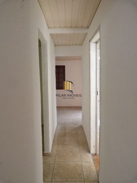 Casa para Venda - 90m², 3 dormitórios, 1 vaga - Restinga