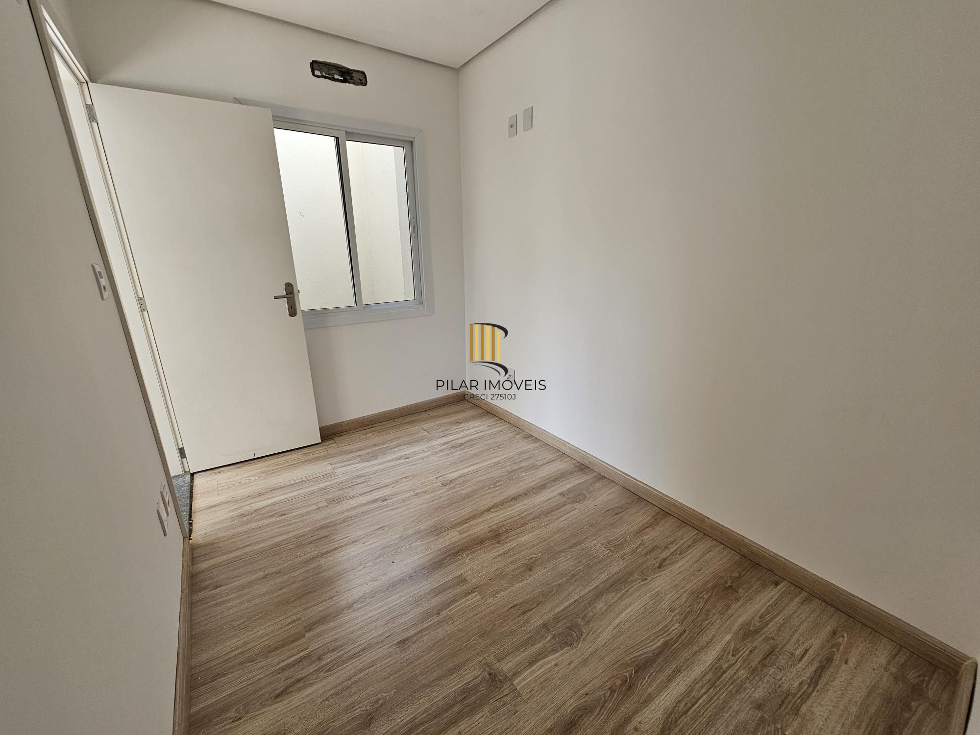 Casa de Condomínio 3 dormitórios no bairro Glória