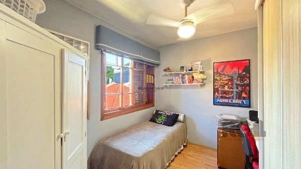 Casa Condominio em Porto Alegre, no bairro Espírito Santo, com 3 dormitório(s), e 3 banheiros, à venda.