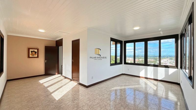 Altos do lago- 455 m² de área privativa, 3 d, 3 vagas , piscina , Linda e ampla casa em condomínio.