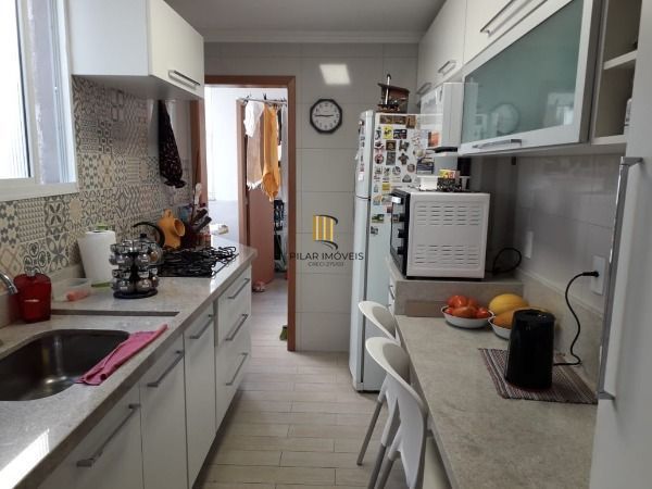Apartamento para Venda - 104.22m², 3 dormitórios, sendo 1 suites, 1 vaga - Floresta